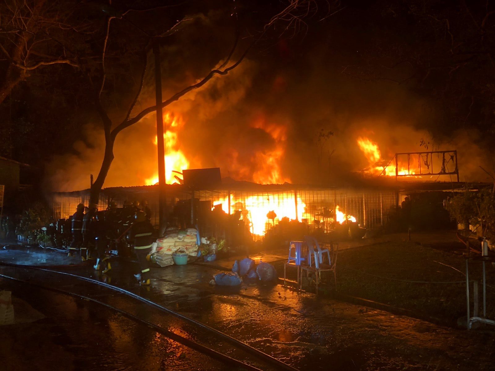 A fire at Myay Pade Thar Island in Kandawgyi Park on January 14. (Myanmar Fire Services Department)