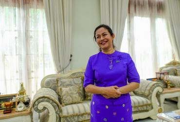  Thet Thet Khine, chairman of the People's Pioneer Party (PPP), talks during an interview in her house in Yangon. (Ye Aung Thu / AFP)
