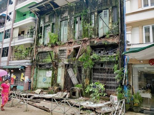 The decrepit building on 51st street. (Myanmar Mix)